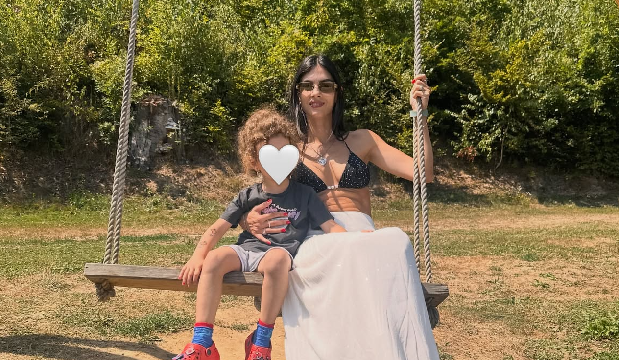 Ά&nu;&tau;&rho;&epsilon;&alpha; &Kappa;&upsilon;&rho;&iota;ά&kappa;&omicron;&upsilon;: &Gamma;&iota;&omicron;&rho;&tau;ά&zeta;&epsilon;&iota; &eta; &kappa;ό&rho;&eta; &tau;&eta;&sigmaf;, &Mu;&alpha;&rho;ί&lambda;&iota;&alpha; - &Eta; throwback &alpha;&nu;ά&rho;&tau;&eta;&sigma;&eta; &alpha;&pi;ό &tau;&eta; &beta;ά&phi;&tau;&iota;&sigma;&eta; (&Beta;ί&nu;&tau;&epsilon;&omicron;+&Phi;ώ&tau;&omicron;)