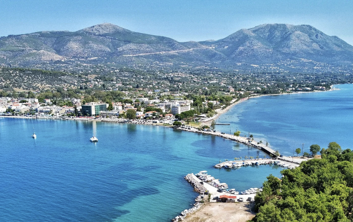 &Tau;&alpha; &epsilon;&lambda;&lambda;&eta;&nu;&iota;&kappa;ά &nu;&eta;&sigma;ά&kappa;&iota;&alpha; &pi;&omicron;&upsilon; &laquo;&epsilon;&xi;&alpha;&phi;&alpha;&nu;ί&zeta;&omicron;&nu;&tau;&alpha;&iota;&raquo; &kappa;ά&theta;&epsilon; &mu;έ&rho;&alpha;