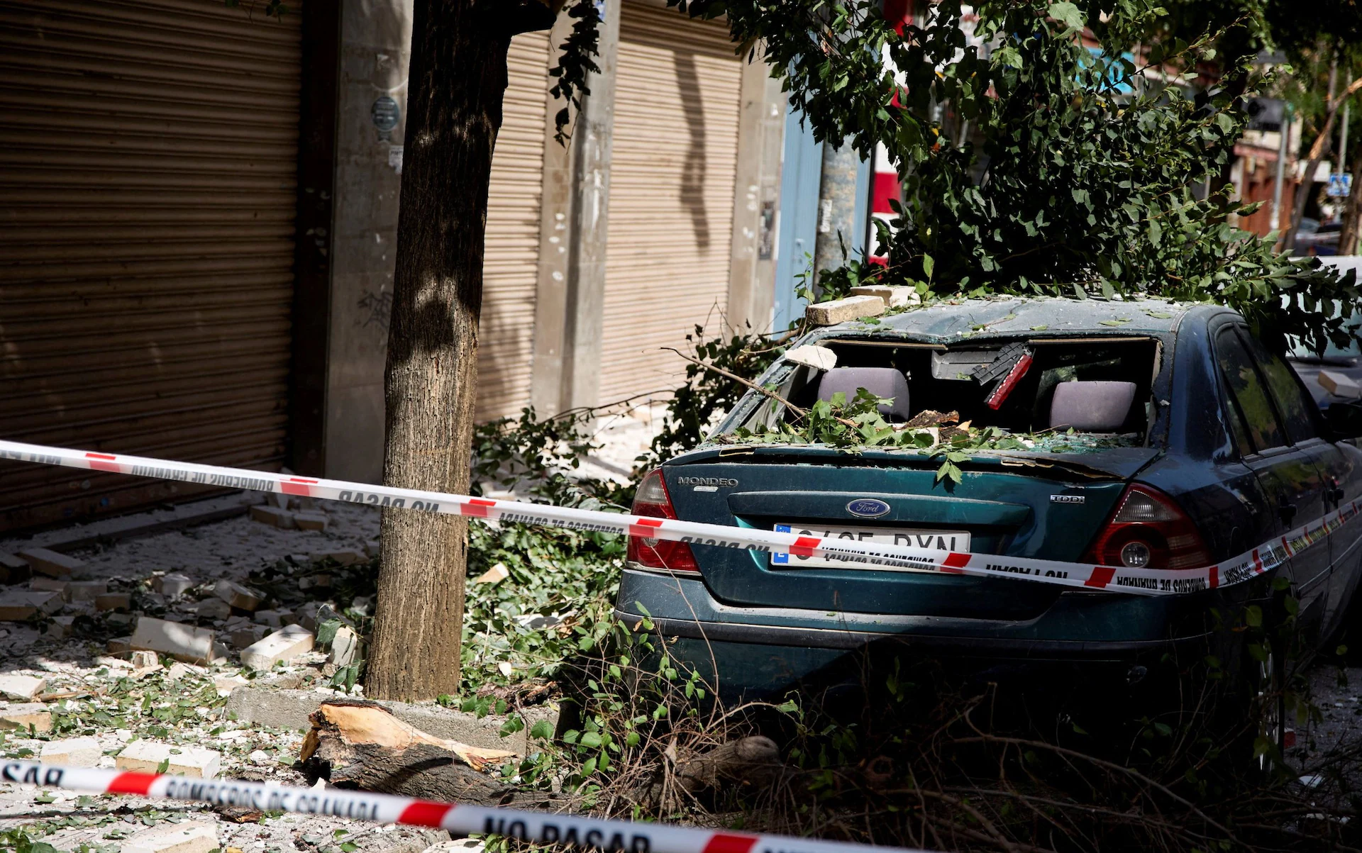 &Iota;&sigma;&pi;&alpha;&nu;ί&alpha;: &Sigma;&epsilon;&iota;&sigma;&mu;ό&sigmaf; 4,8 &Rho;ί&chi;&tau;&epsilon;&rho; &sigma;&tau;&eta; &Gamma;&rho;&alpha;&nu;ά&delta;&alpha; &ndash; &Tau;&rho;&epsilon;&iota;&sigmaf; &tau;&rho;&alpha;&upsilon;&mu;&alpha;&tau;ί&epsilon;&sigmaf; &kappa;&alpha;&iota; &zeta;&eta;&mu;&iota;έ&sigmaf; &sigma;&epsilon; &kappa;&tau;ί&rho;&iota;&alpha;