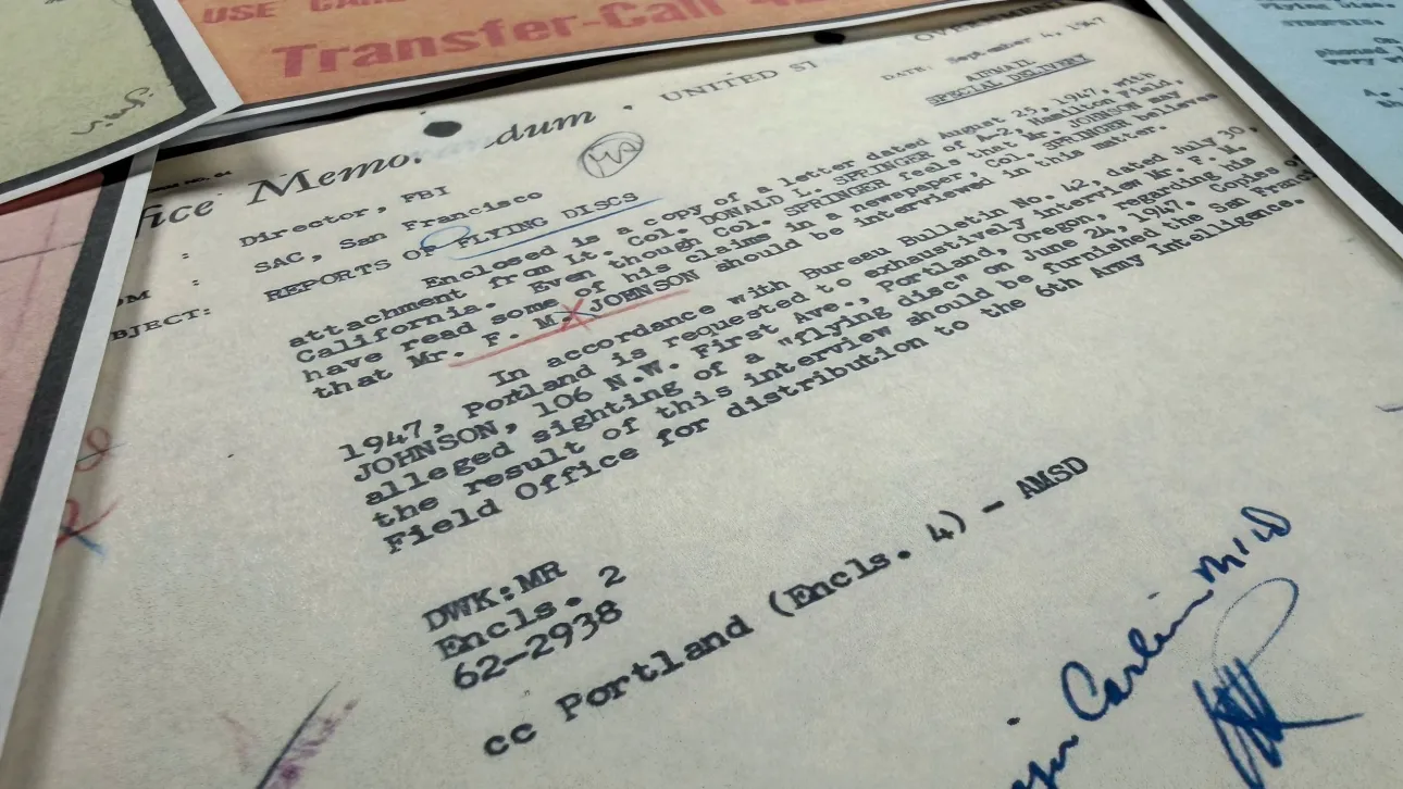 &Nu;έ&alpha; έ&gamma;&gamma;&rho;&alpha;&phi;&alpha; &kappa;&alpha;&iota; &beta;ί&nu;&tau;&epsilon;&omicron; &gamma;&iota;&alpha; UFO έ&delta;&omega;&sigma;&epsilon; &sigma;&tau;&eta; &delta;&eta;&mu;&omicron;&sigma;&iota;ό&tau;&eta;&tau;&alpha; &tau;&omicron; &Pi;&epsilon;&nu;&tau;ά&gamma;&omega;&nu;&omicron;