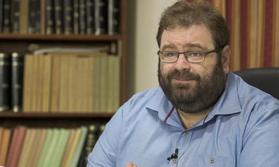 &Alpha;&iota;&mu;&iota;&lambda;&iota;&alpha;&nu;ί&delta;&eta;&sigmaf; &gamma;&iota;&alpha; &eta;&mu;&iota;&kappa;&rho;&alpha;&tau;&iota;&kappa;&omicron;ύ&sigmaf;: &Eta; &Kappa;&upsilon;&beta;έ&rho;&nu;&eta;&sigma;&eta; &omicron;&phi;&epsilon;ί&lambda;&epsilon;&iota; &nu;&alpha; &alpha;&iota;&tau;&iota;&omicron;&lambda;&omicron;&gamma;ή&sigma;&epsilon;&iota; &tau;&omicron;&upsilon;&sigmaf; &delta;&iota;&omicron;&rho;&iota;&sigma;&mu;&omicron;ύ&sigmaf; &epsilon;&kappa;&tau;ό&sigmaf; &kappa;&alpha;&tau;&alpha;&lambda;ό&gamma;&omicron;&upsilon;