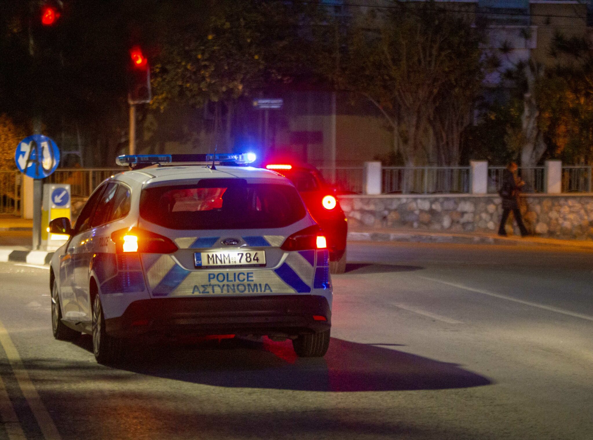 &Mu;ό&nu;&eta; &sigma;&tau;&omicron; &sigma;&pi;ί&tau;&iota; 11&chi;&rho;&omicron;&nu;&eta; &sigma;&tau;&eta;&nu; &Pi;ά&phi;&omicron; &ndash; &Sigma;&tau;&omicron; &epsilon;&xi;&omega;&tau;&epsilon;&rho;&iota;&kappa;ό &gamma;&iota;&alpha; &delta;ύ&omicron; &mu;έ&rho;&epsilon;&sigmaf; &omicron; &pi;&alpha;&tau;έ&rho;&alpha;&sigmaf; &tau;&eta;&sigmaf;