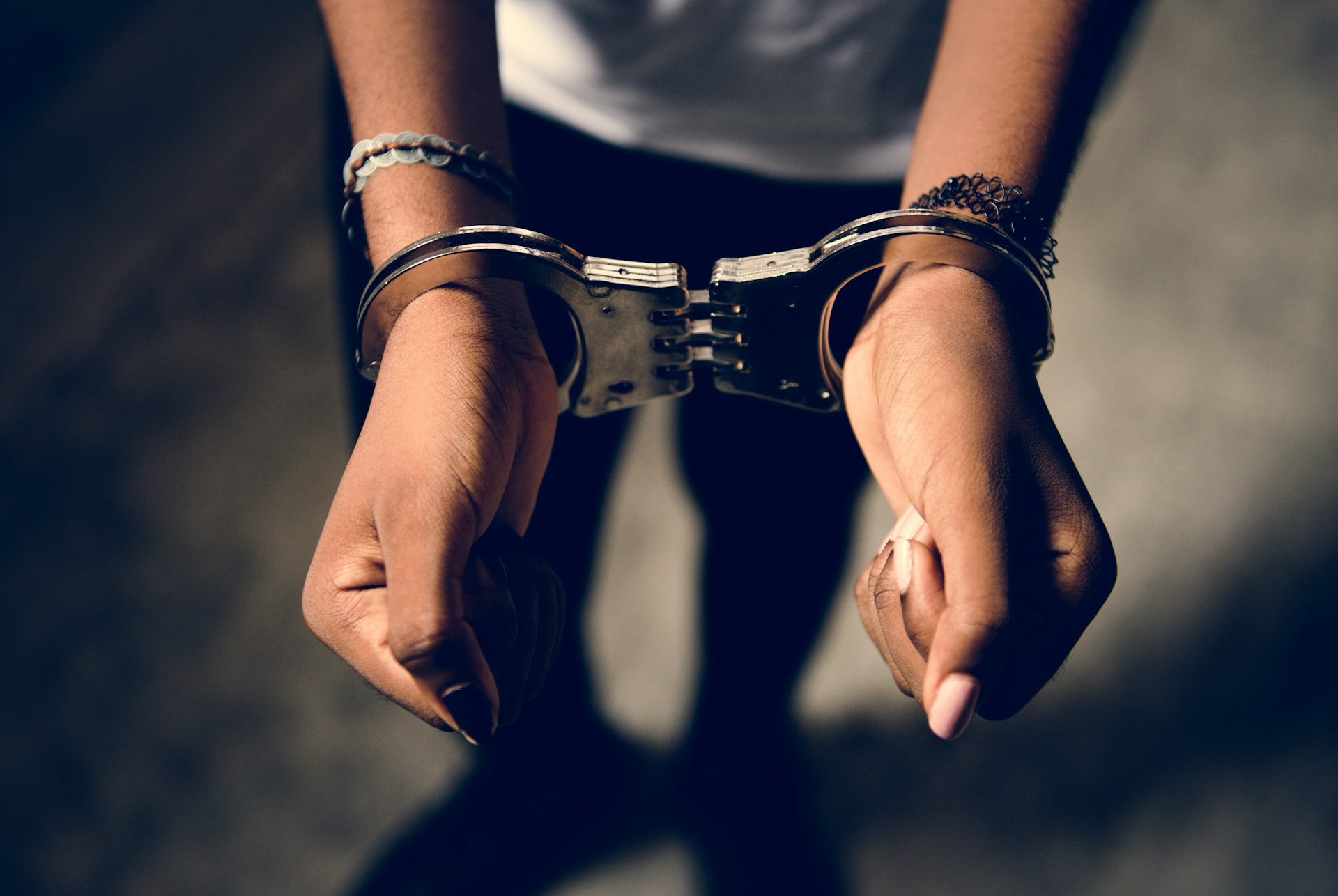 &Chi;&epsilon;&iota;&rho;&omicron;&pi;έ&delta;&epsilon;&sigmaf; &sigma;&epsilon; 34&chi;&rho;&omicron;&nu;&eta; &gamma;&iota;&alpha; &upsilon;&pi;ό&theta;&epsilon;&sigma;&eta; &nu;&alpha;&rho;&kappa;&omega;&tau;&iota;&kappa;ώ&nu; &sigma;&tau;&eta; &Lambda;ά&rho;&nu;&alpha;&kappa;&alpha;