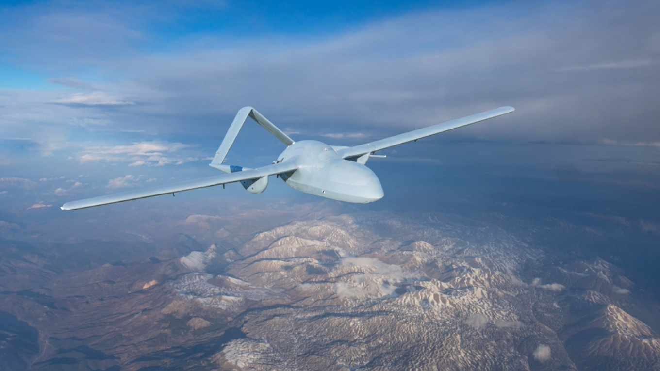 Drones &pi;ά&nu;&omega; &alpha;&pi;ό &beta;ά&sigma;&epsilon;&iota;&sigmaf;, &alpha;&epsilon;&rho;&omicron;&delta;&rho;ό&mu;&iota;&alpha; &kappa;&alpha;&iota; &pi;&upsilon;&rho;&eta;&nu;&iota;&kappa;έ&sigmaf; &epsilon;&gamma;&kappa;&alpha;&tau;&alpha;&sigma;&tau;ά&sigma;&epsilon;&iota;&sigmaf;: &Eta; &nu;έ&alpha; &upsilon;&beta;&rho;&iota;&delta;&iota;&kappa;ή &alpha;&pi;&epsilon;&iota;&lambda;ή &gamma;&iota;&alpha; &tau;&eta;&nu; &Epsilon;&upsilon;&rho;ώ&pi;&eta;