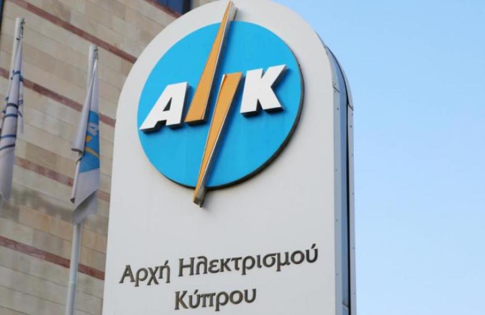 &Tau;&alpha; &alpha;ί&tau;&iota;&alpha; &tau;&eta;&sigmaf; &delta;&iota;&alpha;&kappa;&omicron;&pi;ή&sigmaf; &eta;&lambda;&epsilon;&kappa;&tau;&rho;&omicron;&delta;ό&tau;&eta;&sigma;&eta;&sigmaf; &tau;&eta;&sigmaf; &Pi;&alpha;&rho;&alpha;&sigma;&kappa;&epsilon;&upsilon;ή&sigmaf;
