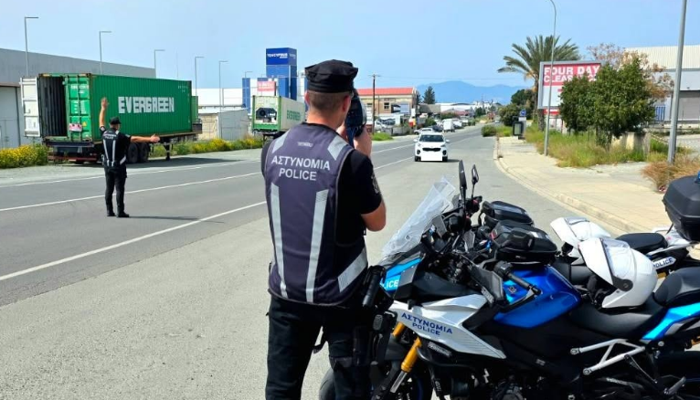 &Alpha;&upsilon;&xi;&eta;&mu;έ&nu;&alpha; &mu;έ&tau;&rho;&alpha; &Alpha;&sigma;&tau;&upsilon;&nu;&omicron;&mu;ί&alpha;&sigmaf; &gamma;&iota;&alpha; &Delta;&epsilon;&kappa;&alpha;&pi;&epsilon;&nu;&tau;&alpha;ύ&gamma;&omicron;&upsilon;&sigma;&tau;&omicron;
