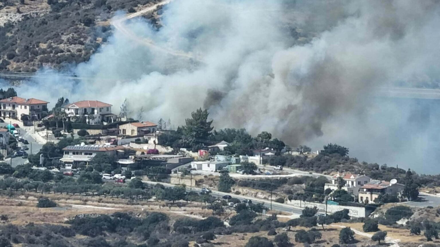 &Omicron;&rho;&iota;&omicron;&theta;&epsilon;&tau;ή&theta;&eta;&kappa;&epsilon; &eta; &pi;&upsilon;&rho;&kappa;&alpha;&gamma;&iota;ά &sigma;&tau;&omicron; &Pi;&iota;&sigma;&sigma;&omicron;ύ&rho;&iota; &ndash; &Sigma;&upsilon;&nu;&epsilon;&chi;ί&zeta;&epsilon;&tau;&alpha;&iota; &eta; &mu;ά&chi;
