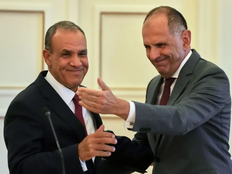 &Alpha;&theta;ή&nu;&alpha; &kappa;&alpha;&iota; &Kappa;ά&iota;&rho;&omicron; &sigma;&upsilon;&mu;&phi;ώ&nu;&eta;&sigma;&alpha;&nu; &sigma;&tau;&eta;&nu; &epsilon;&nu;ί&sigma;&chi;&upsilon;&sigma;&eta; &tau;&omicron;&upsilon; &tau;&rho;&iota;&mu;&epsilon;&rho;&omicron;ύ&sigmaf; &sigma;&chi;ή&mu;&alpha;&tau;&omicron;&sigmaf; &sigma;&upsilon;&nu;&epsilon;&rho;&gamma;&alpha;&sigma;ί&alpha;&sigmaf; &mu;&epsilon; &tau;&eta;&nu; &Kappa;ύ&pi;&rho;&omicron;