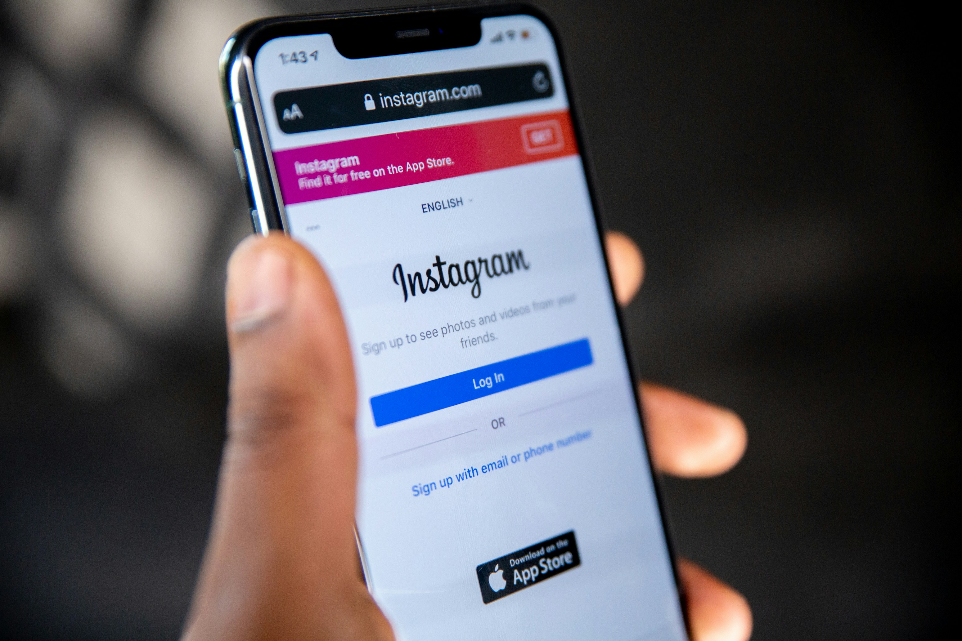 &Tau;&omicron; Instagram ά&lambda;&lambda;&alpha;&xi;&epsilon; &tau;&omicron; logo &tau;&omicron;&upsilon;, &alpha;&lambda;&lambda;ά ό&chi;&iota; &alpha;&upsilon;&tau;ό &pi;&omicron;&upsilon; &nu;&omicron;&mu;ί&zeta;&epsilon;&iota;&sigmaf;