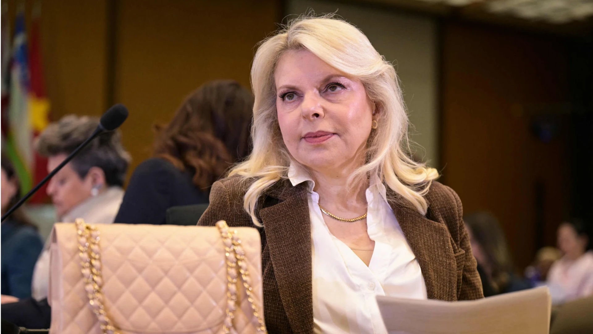 &Pi;&omicron;&lambda;&iota;&tau;&iota;&kappa;ή &alpha;&nu;&tau;&iota;&pi;&alpha;&rho;ά&theta;&epsilon;&sigma;&eta; &sigma;&tau;&omicron; &Iota;&sigma;&rho;&alpha;ή&lambda;: &Upsilon;&pi;&omicron;&nu;&omicron;&omicron;ύ&mu;&epsilon;&nu;&alpha; &tau;&eta;&sigmaf; &Sigma;ά&rho;&alpha;&sigmaf; &Nu;&epsilon;&tau;&alpha;&nu;&iota;ά&chi;&omicron;&upsilon; &gamma;&iota;&alpha; &laquo;&pi;&rho;&omicron;&delta;&omicron;&sigma;ί&alpha;&raquo; &tau;&eta;&nu; 7&eta; &Omicron;&kappa;&tau;&omega;&beta;&rho;ί&omicron;&upsilon;