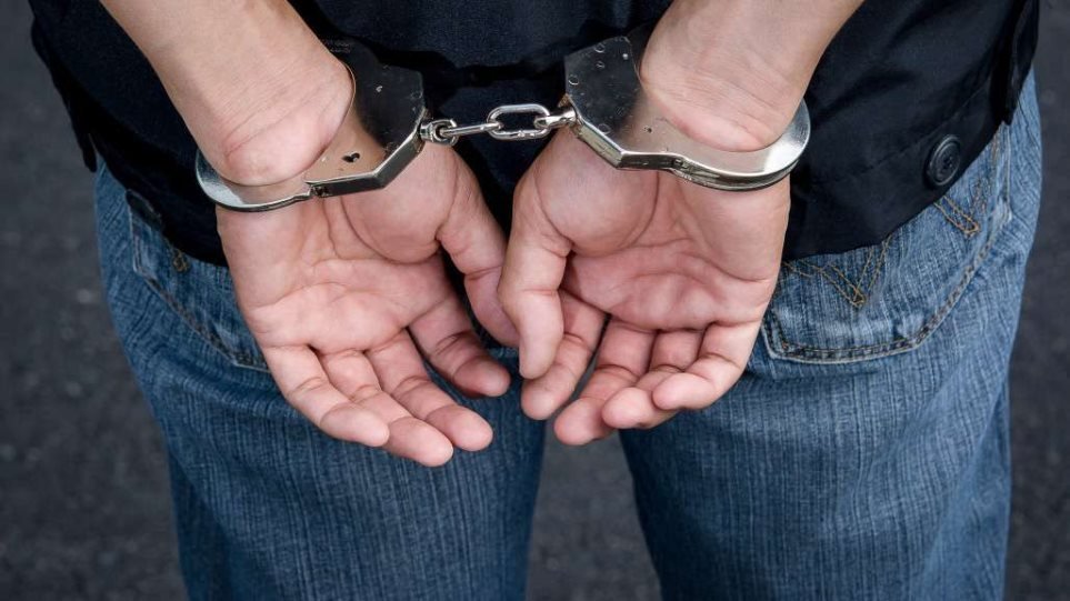&Chi;&epsilon;&iota;&rho;&omicron;&pi;έ&delta;&epsilon;&sigmaf; &sigma;&epsilon; 27&chi;&rho;&omicron;&nu;&omicron; &gamma;&iota;&alpha; &tau;&eta;&nu; &sigma;&upsilon;&mu;&pi;&lambda;&omicron;&kappa;ή &sigma;&tau;&eta; &Xi;&upsilon;&lambda;&omicron;&phi;ά&gamma;&omicron;&upsilon;