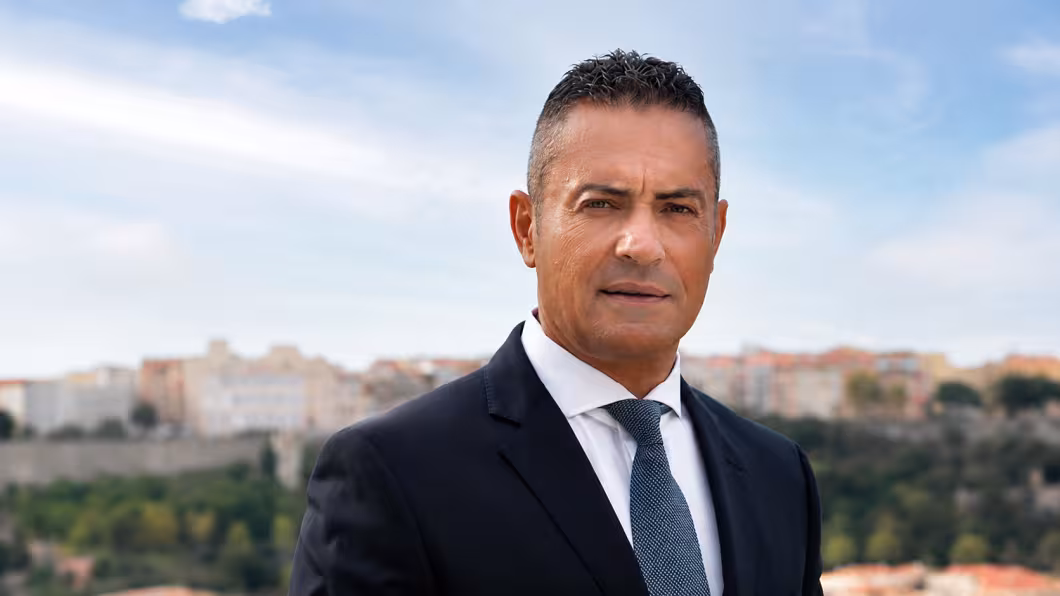 John Christodoulou: «Ο πλούτος προσφέρει άνεση. Η προσφορά δίνει σκοπό»