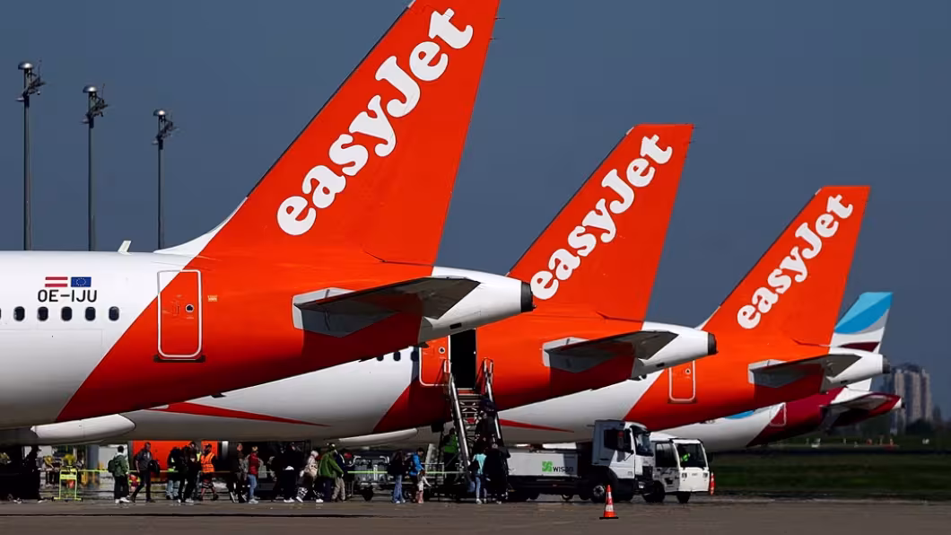 Στηρίζει την εξαγορά της easyJet από την Apollo ο Sir Στέλιος Χατζηιωάννου